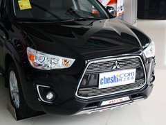 2013款 2.0 CVT 四驱旗舰版 5座