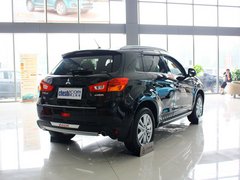 2013款 2.0 CVT 四驱旗舰版 5座
