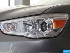 2013款 2.0 CVT 四驱旗舰版 5座