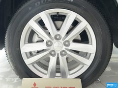 2013款 2.0 CVT 四驱旗舰版 5座