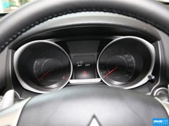 2013款 2.0 CVT 四驱旗舰版 5座