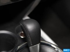 2013款 2.0 CVT 四驱旗舰版 5座