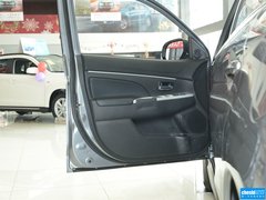 2013款 2.0 CVT 四驱旗舰版 5座