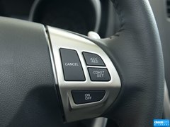 2013款 2.0 CVT 四驱旗舰版 5座
