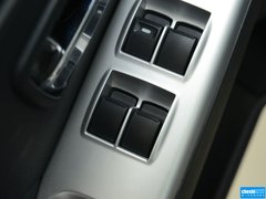 2013款 2.0 CVT 四驱旗舰版 5座