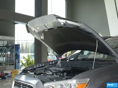 2013款 2.0 CVT 四驱旗舰版 5座