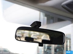 2013款 2.0 CVT 四驱旗舰版 5座