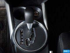 2013款 2.0 CVT 四驱旗舰版 5座