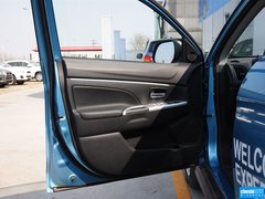 2013款 2.0 CVT 四驱旗舰版 5座