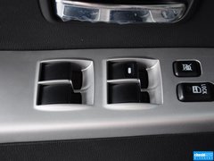 2013款 2.0 CVT 四驱旗舰版 5座