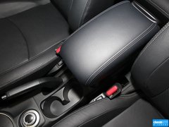 2013款 2.0 CVT 四驱旗舰版 5座