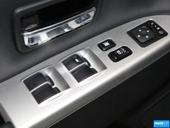 2013款 2.0 CVT 四驱旗舰版 5座