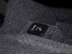2013款 4.7L Sport F1