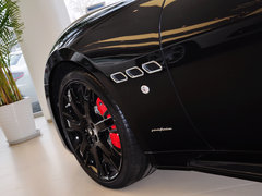 2013款 4.7L Sport F1