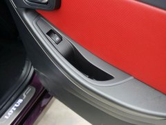 2013款 三厢GT 1.6L 手动 精致型