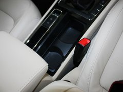 2013款 1.8TSI DSG 御尊版