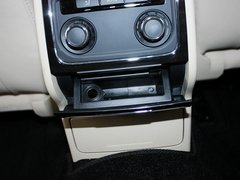 2013款 1.8TSI DSG 御尊版