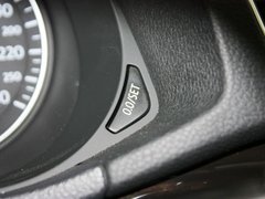 2013款 1.8TSI DSG 御尊版