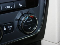 2013款 1.8TSI DSG 御尊版