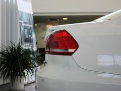 2013款 1.8TSI DSG 御尊版