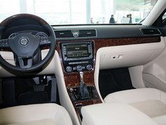 2013款 1.8TSI DSG 至尊版
