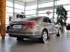 2013款 2.0TSI DSG 御尊版