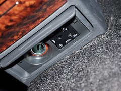2013款 2.0TSI DSG 御尊版