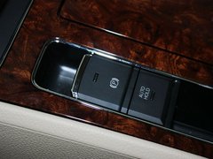 2013款 2.0TSI DSG 至尊版