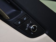 2013款 3.0L DSG V6 旗舰尊享版