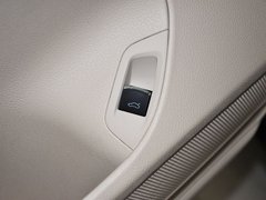 2013款 3.0L DSG V6 旗舰尊享版
