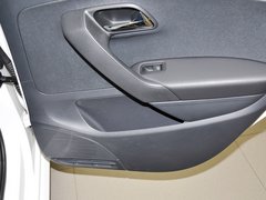2013款 1.4L 手动 舒适版