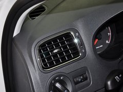 2013款 1.4L 手动 舒适版