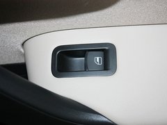 2013款 1.6L 自动 豪华版