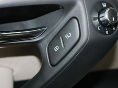2013款 1.6L 自动 豪华版