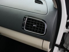 2013款 1.6L 自动 豪华版