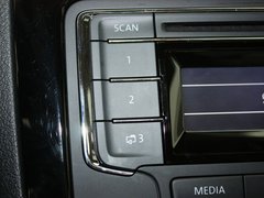 2013款 1.6L 自动 豪华版
