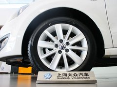 2013款 1.6L 自动 豪华版