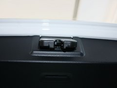 2013款 1.6L 自动 豪华版