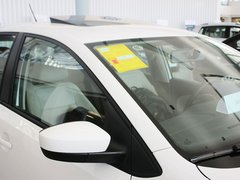 2013款 1.6L 自动 豪华版