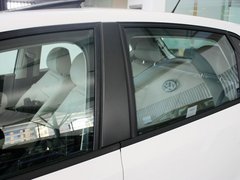2013款 1.6L 自动 豪华版