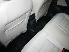 2013款 1.6L 自动 豪华版