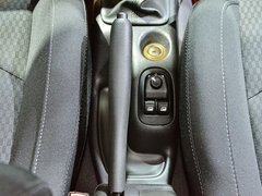 2013款 CROSS 1.6L 自动 品乐型