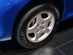2013款 CROSS 1.6L 自动 品乐型