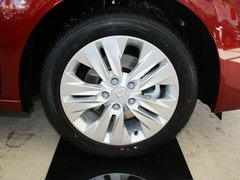 2013款 2.4L 自动 豪华版