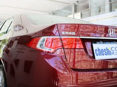 2013款 2.4L 自动 豪华版