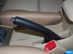 2013款 1.6L 手动 卓越版