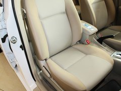2013款 1.6L 自动 卓越版