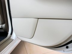 2013款 1.6L 自动 卓越版