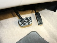 2013款 1.6L 自动 卓越版