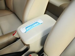 2013款 1.6L 自动 卓越版